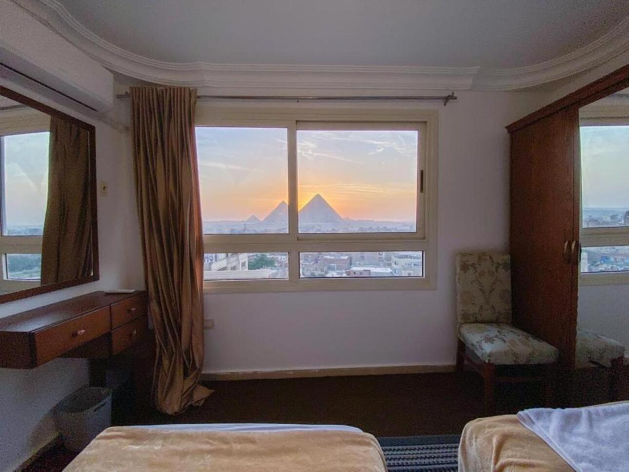 Oscar Pyramids View Hotel Nazlet el-Sîsi Eksteriør billede